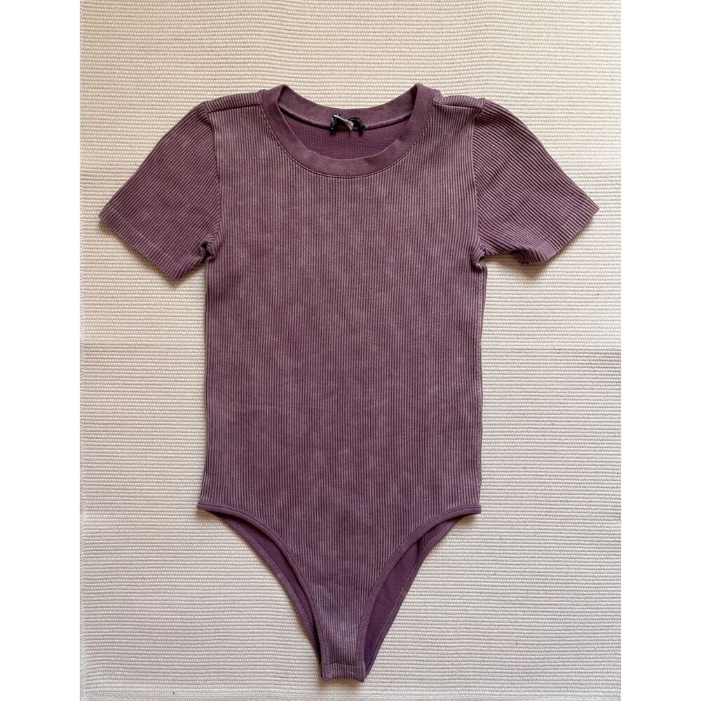 Zara Seamless Rib Bodysuit in Acid Wash Lilac Size M/L